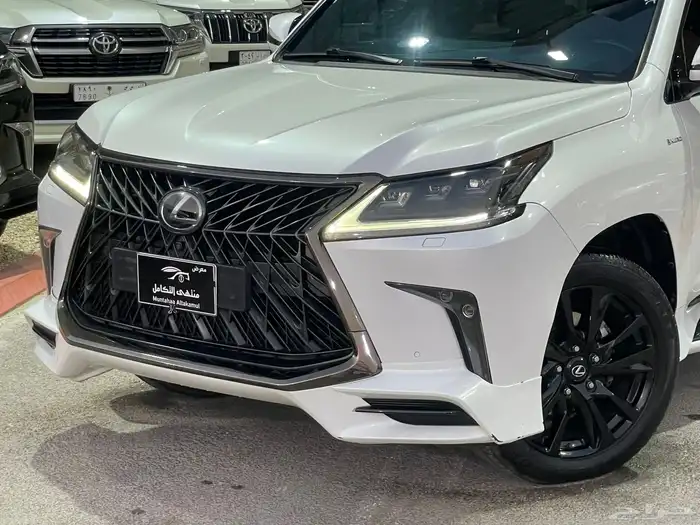 لكزس LX570 2020 بلاك اديشن 3