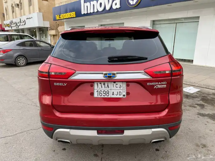 للبيع جيب جيلي امجراند X7 موديل 2017 6