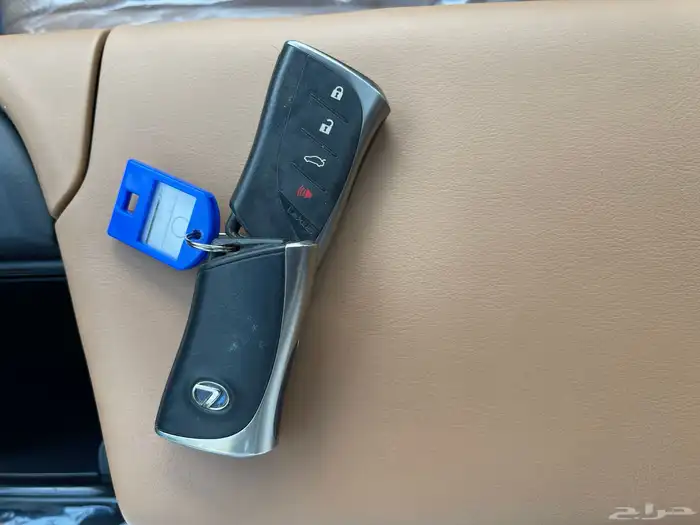 لكزس-ES300h-2022(ممشي49الف) 22