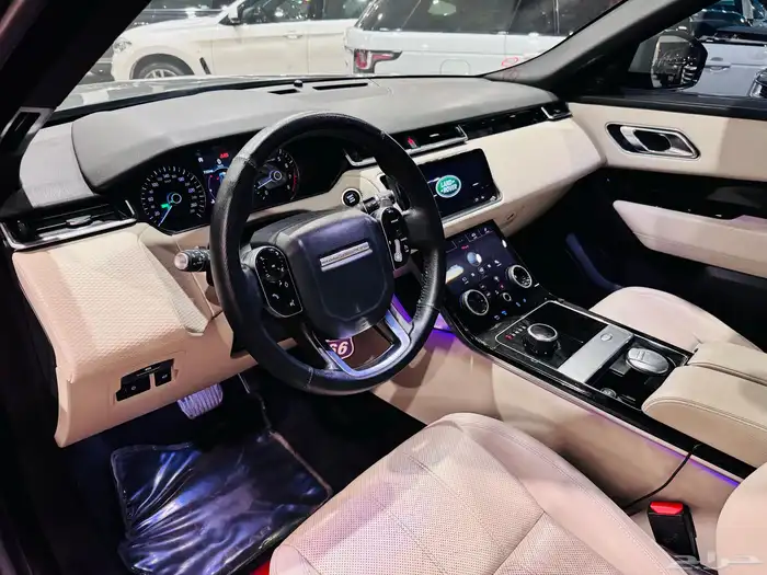 رنج روفر فيلار . SE P250 R-Dynamic 3