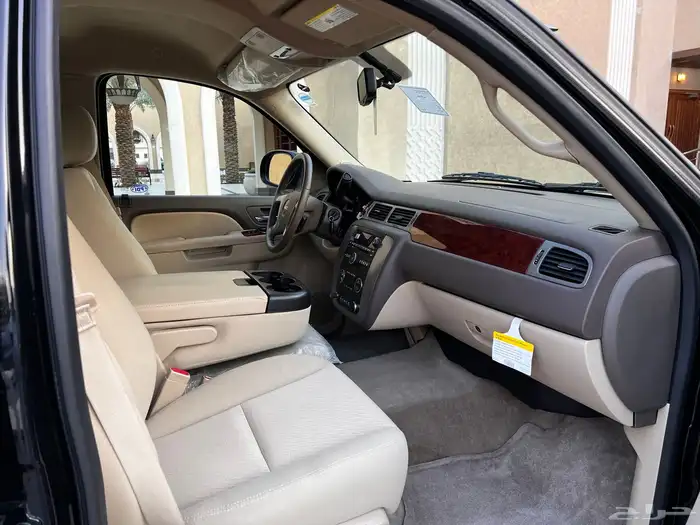 يوكن 2014 مخزن شبه جديد 45