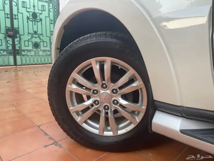 MITSUBISHI PAJERO-2016-Full Option 23