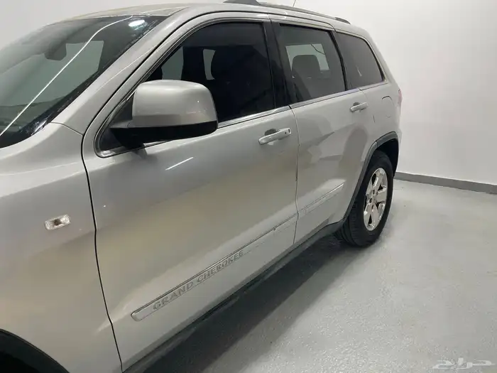 جيب قراند شيروكي 6 سلندر بدي وكاله 2011 3