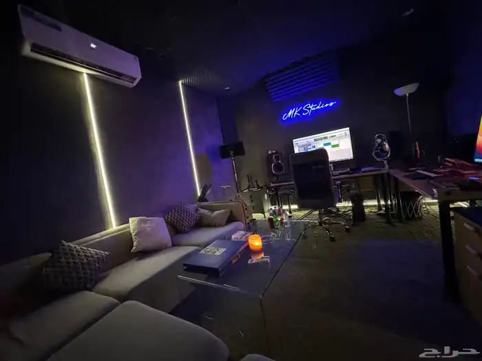 ستوديو MK لجميع المناسبات و الأعمال الفنية اغاني .شلات.زفات 13