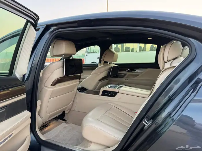 بي ام دبليو 740Li _ 2016 16