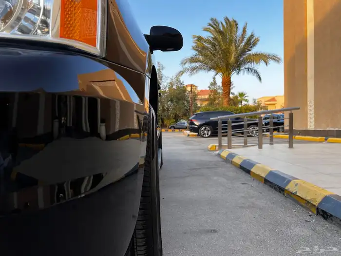 يوكن 2014 مخزن شبه جديد 32