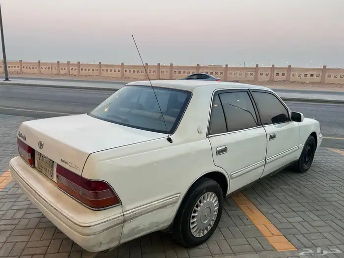 تويوتا كراون 1998 التاج للبدل او البيع 25