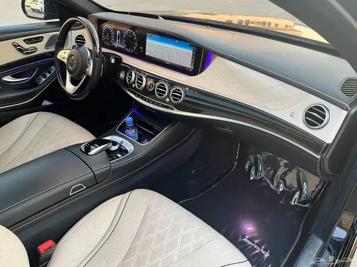 مرسيدس S560 2020 اليخت (ممشى قليل) 19