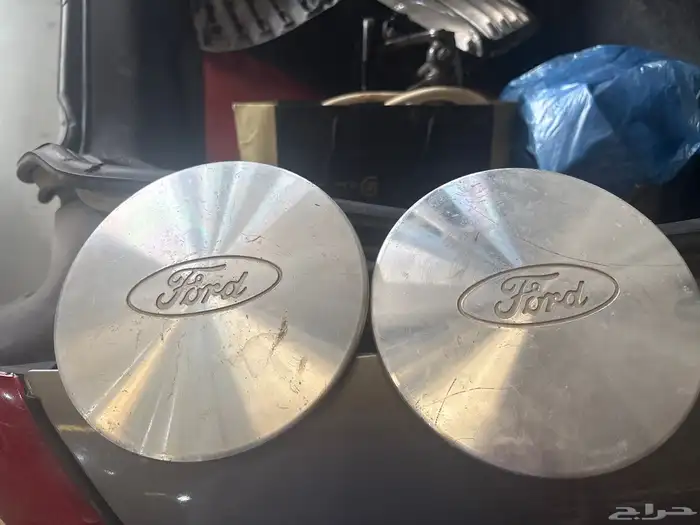 فورد فكتوريا 5