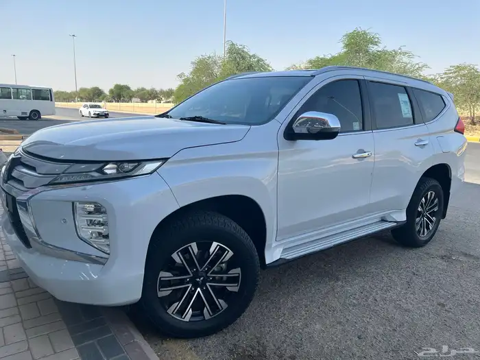 متسوبيشي مونتيرو للبيع 0