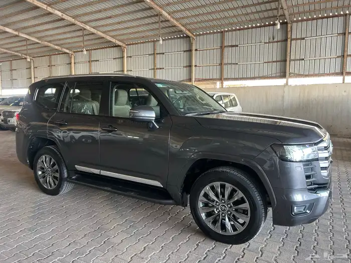 لاندكروزر 2022 2