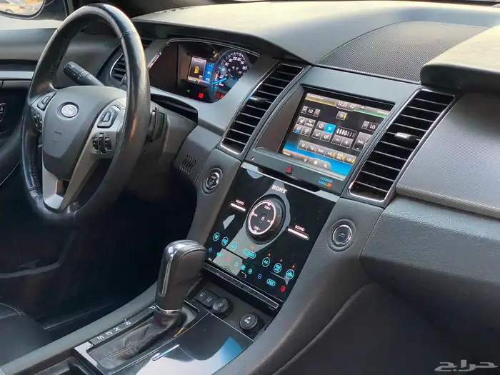 فورد توروس Sho (بطاقه جمرك) 2014 23