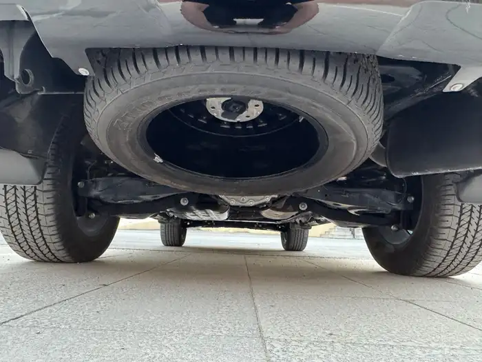 للبيع باترول 2023 بلاتينوم أسودV6 18