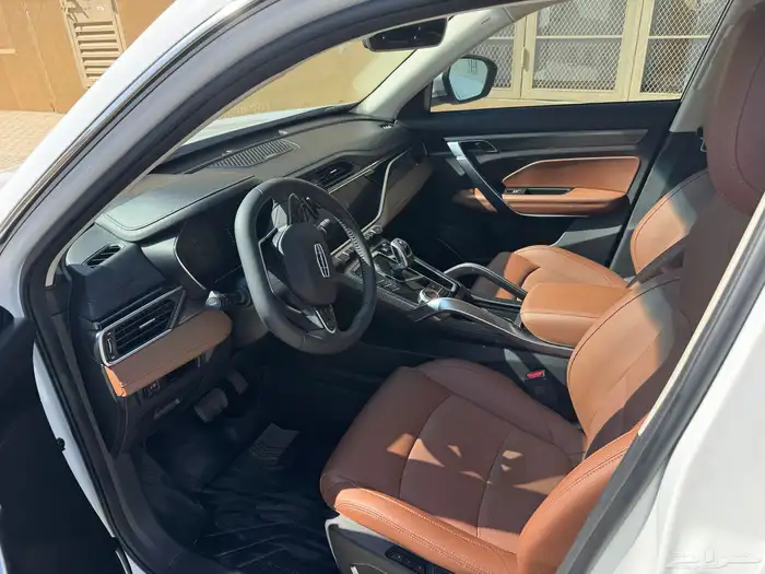 2023 4wd Full 9000 km 4