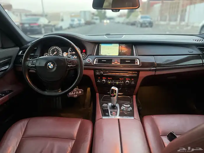 بي إم دبليو مديل 2013 16