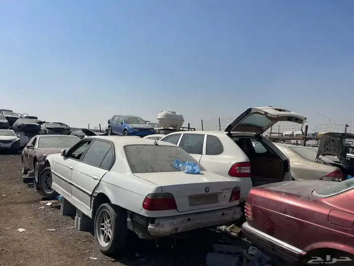 تشليح لشراء السيارات مرسيدس بي ام 1