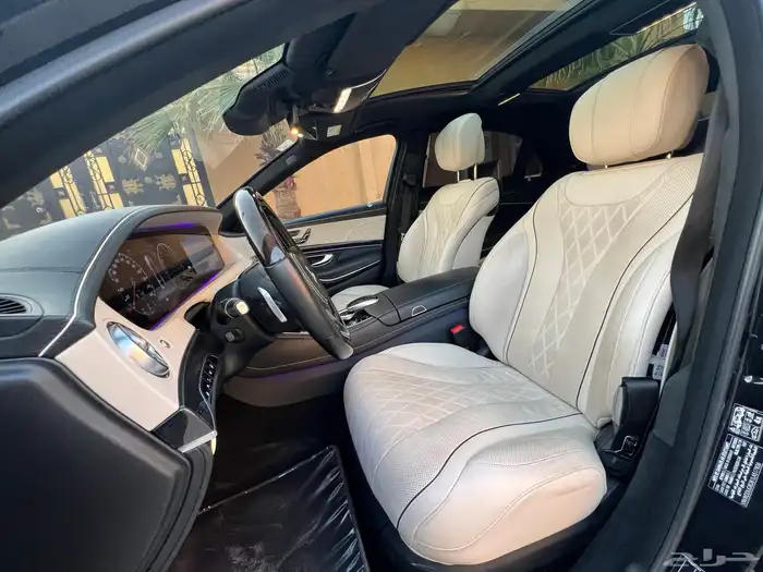 مرسيدس S560 2020 اليخت (ممشى قليل) 11