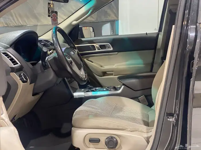 فورد اكسبلور 2013 XLT بحاله ممتازه جدا جدا 17