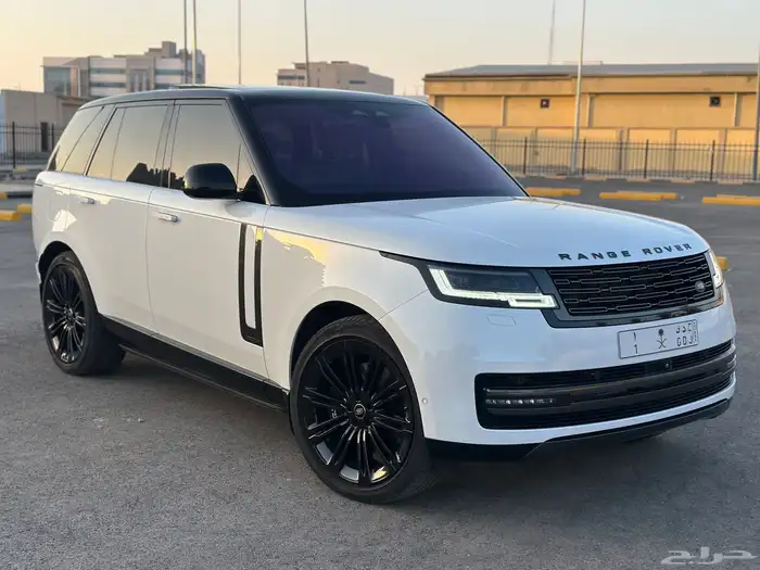 رنج روفر اوتوبوقوافي فيرست اديشن بلاك 8 سلندر جديد 1