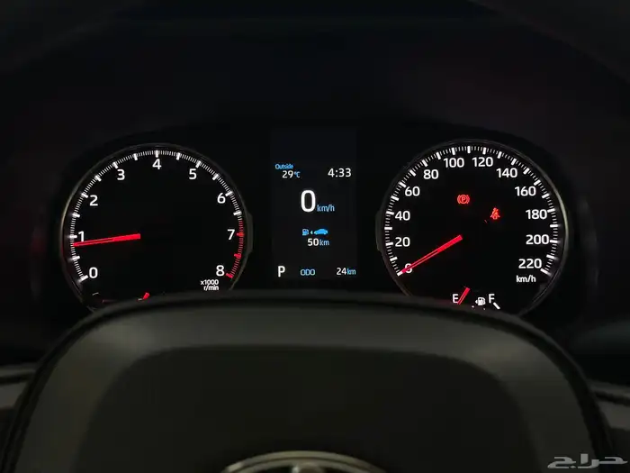 تويوتا راف فور LE استاندر بنزين دبل 2025 8