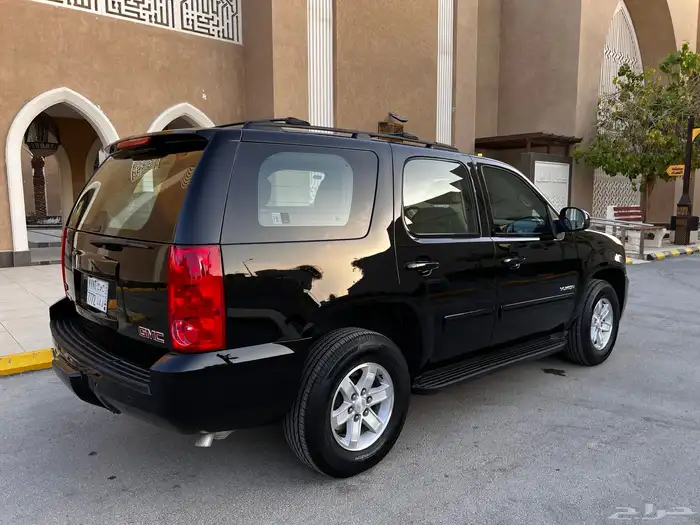 يوكن 2014 مخزن شبه جديد 30