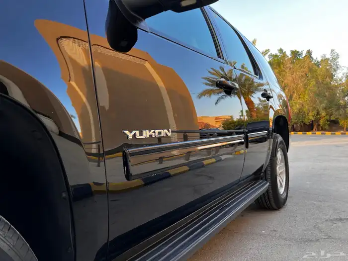 يوكن 2014 مخزن شبه جديد 36