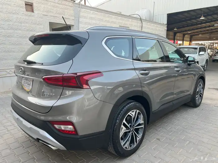 سنتافي 2019 بنزين 6 سلندر سقف بانوراما 7 مقاعد قمة الاطلال 11