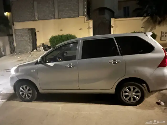 تويوتا افانزا 2016 7