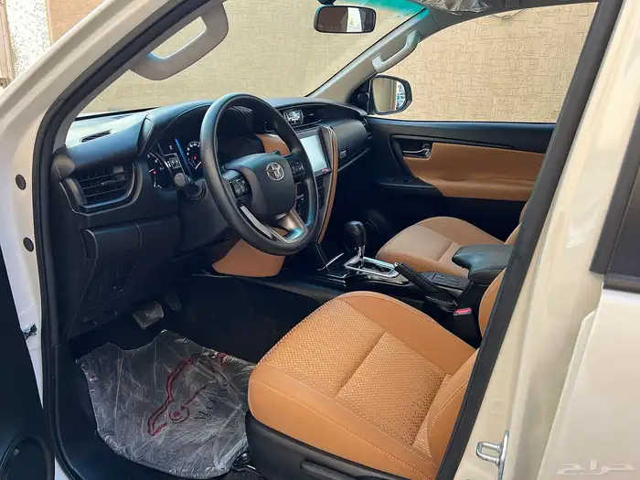 تويوتا 2022 فورشنر عداد 5 الاف فقط 12