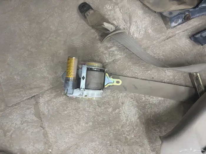 قطع لكزس جي اس 2004 23