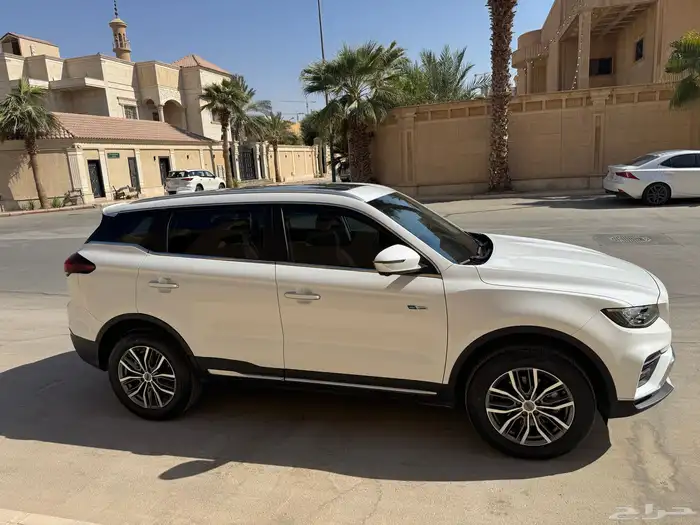 2023 4wd Full 9000 km 0