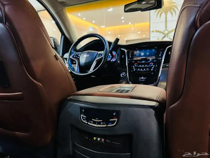 اسكاليد XL فل كامل نظيف جدا 12