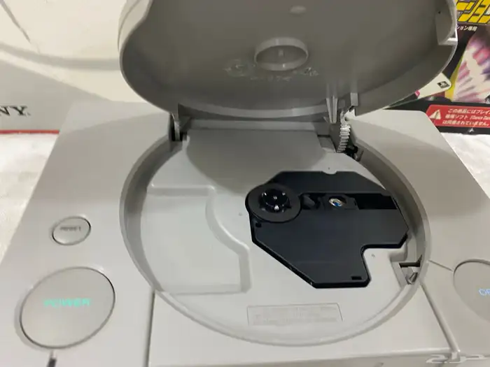 بلاي ستيشن 1 شبه جديد ونادر 8