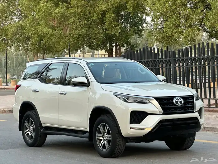 تويوتا فورشنر موديل 2022 سعودي دبل 0