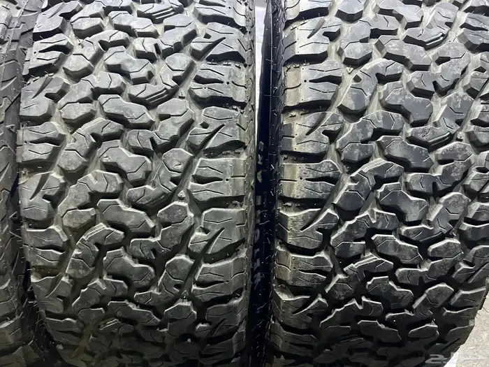 كفرات نص حجري في رتش مقاس 35.12.50R18تاريخ  2023 14