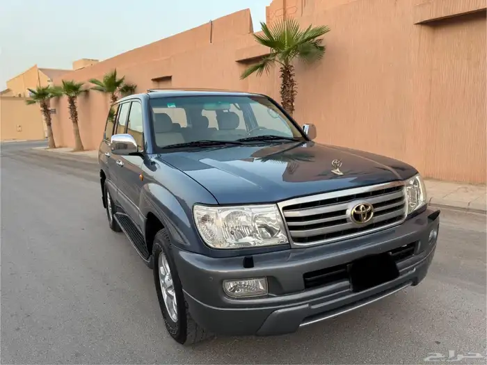 جيب لاندكروزر 2006 5