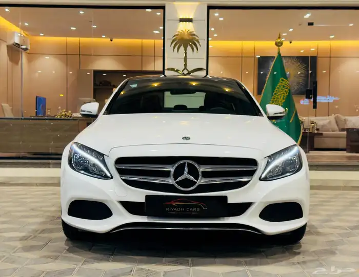 مرسيدس C200 فل كامل نظيف جدا 0