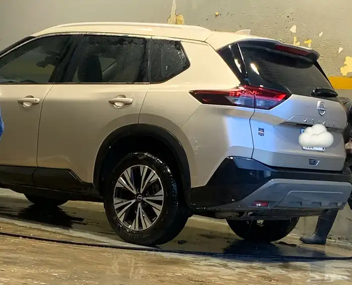 نيسان اكس تريل 2