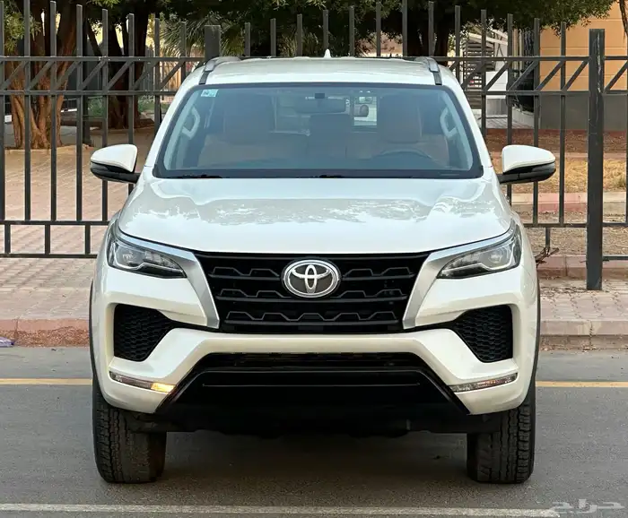 تويوتا فورشنر موديل 2022 سعودي دبل 6