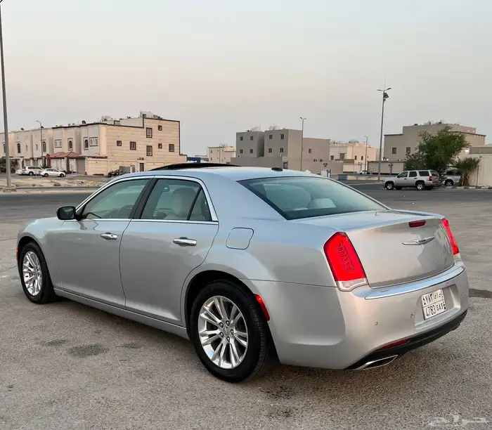 كلايزلر للبيع 2021 عداد قليل وحاله ممتازة 4