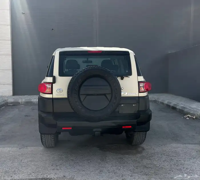 تويوتا اف جى رقم 2 موديل 2023 3