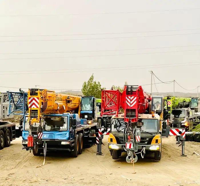 Crane and flatbed Renral 11