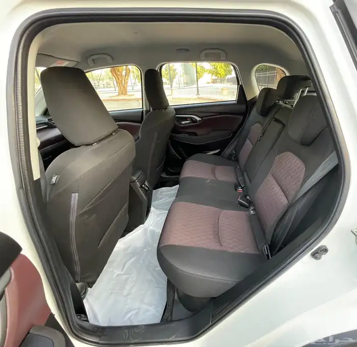 تويوتا اوربان 2025 سعودي 19