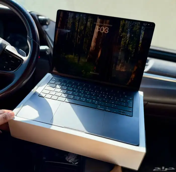 ماك بوك برو M4 9