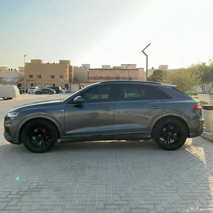 للبيع q8 s-line 2020 نظيف 2