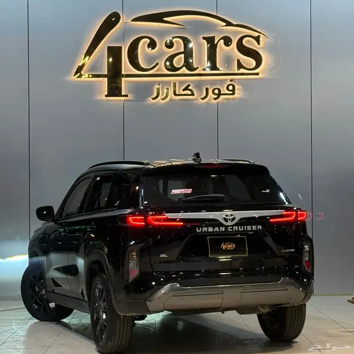 تويوتا اوربان كروزر 2025 (( بحالة ممتازة )) 4
