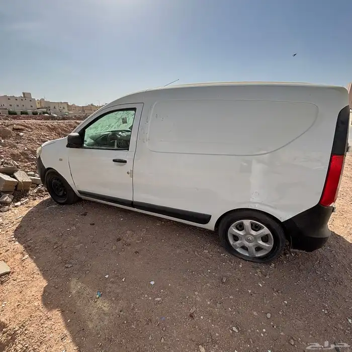 رينو دوكر للبيع تشليح 1