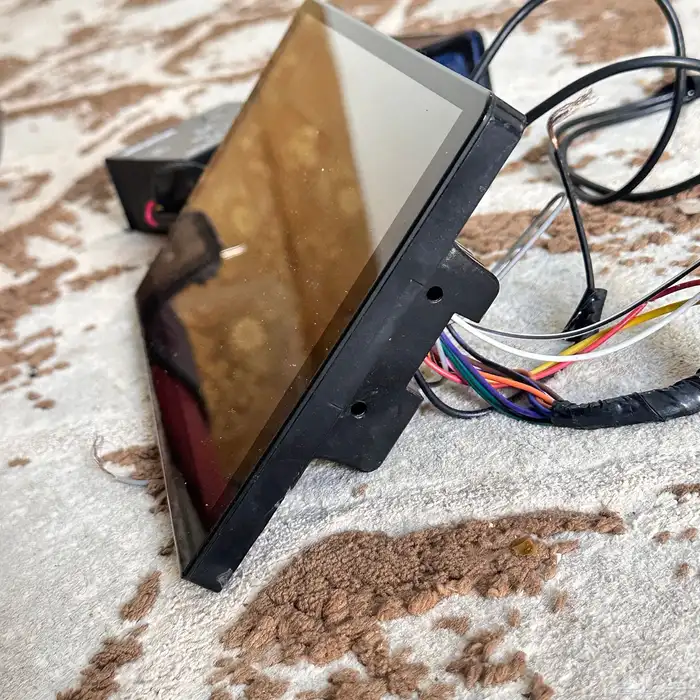 شاشة أندرويد شبه جديد استخدم بسيط 1