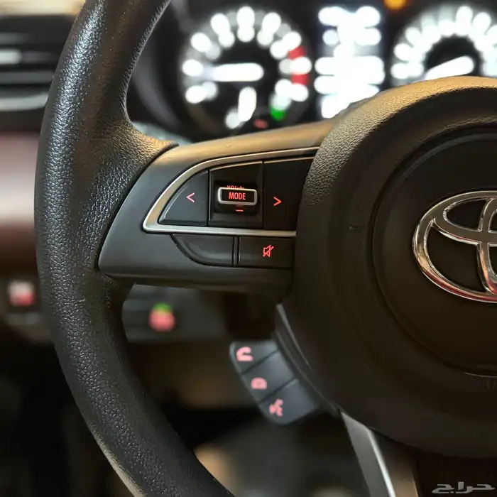 تويوتا اوربان كروزر 2025 (( بحالة ممتازة )) 11