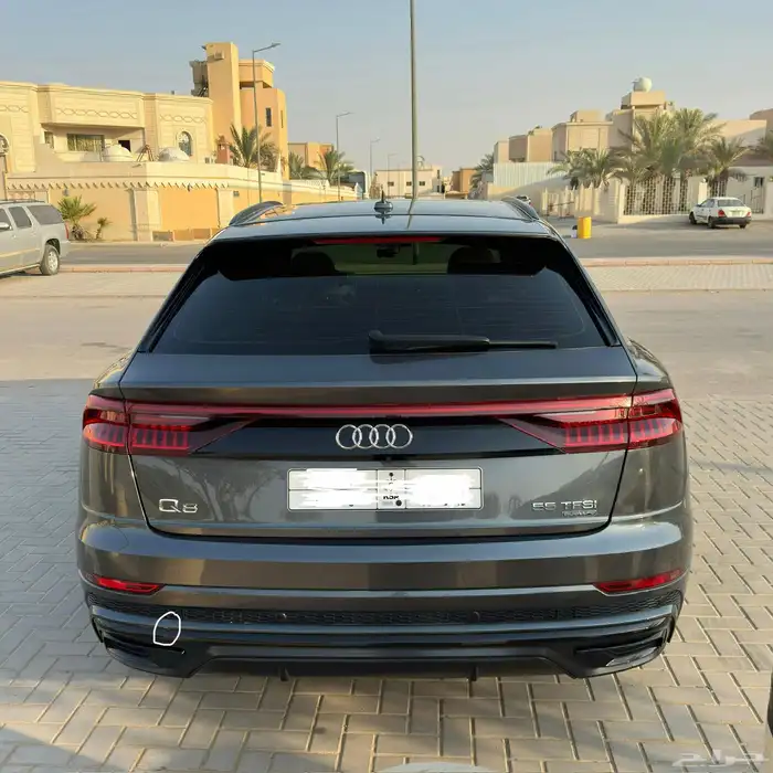 للبيع q8 s-line 2020 نظيف 1